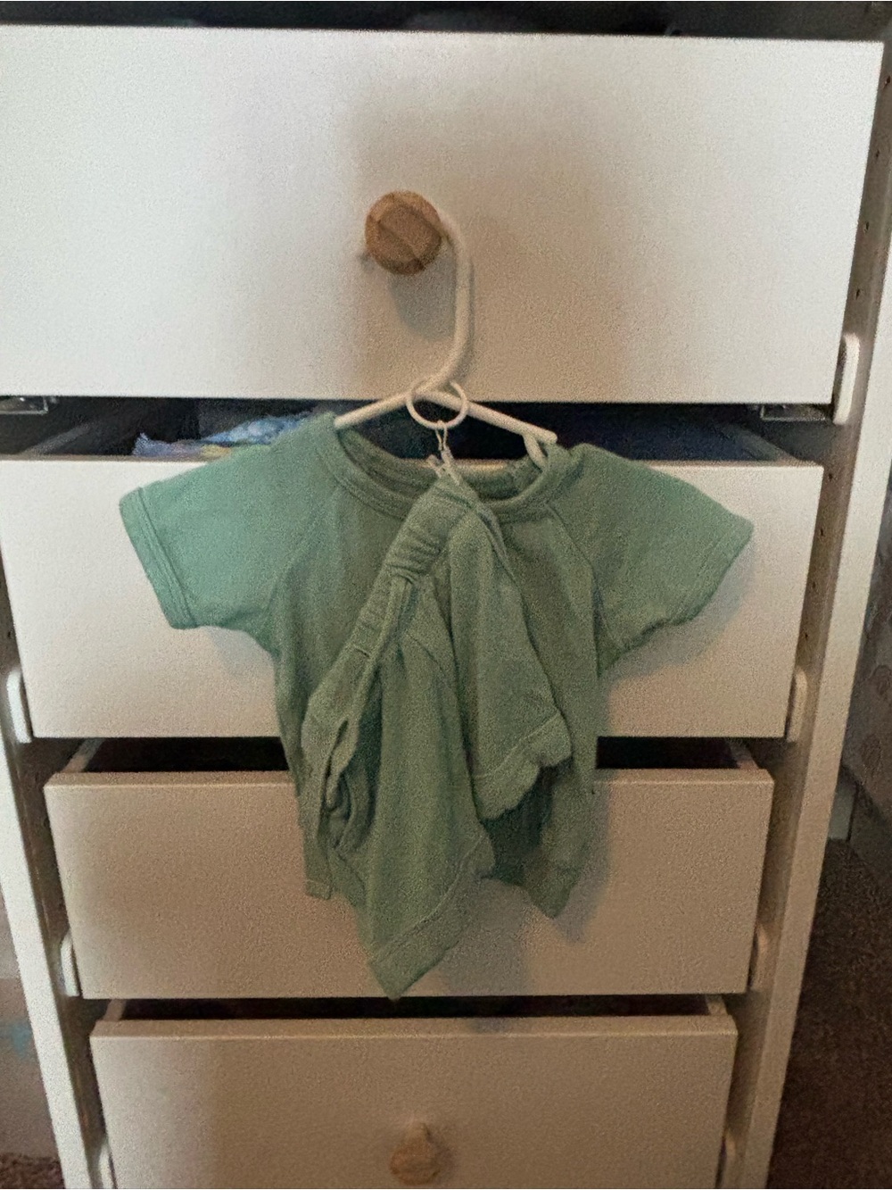 Kyte BABY Short Sleeve Tee in Sage Green EUC